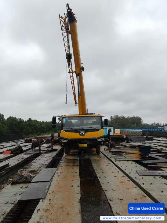 Buy XCMG QY25K5C Used Crane / 1